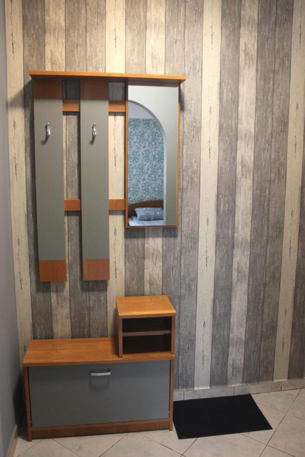 Park Lesny 'U Kaczyny' Hotel Rogow Esterno foto